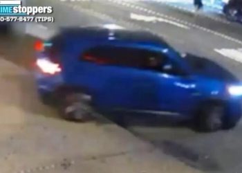 Tres mujeres resultan heridas tras incidente vehicular en vía pública de Nueva York