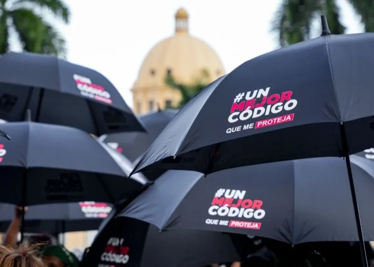 Izquierdistas se manifestarán hoy frente al Palacio Nacional contra aprobación del Código Penal