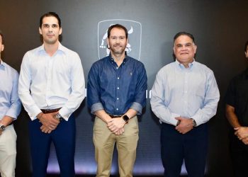 Forthing expande su presencia con los nuevos modelos V3 y M5