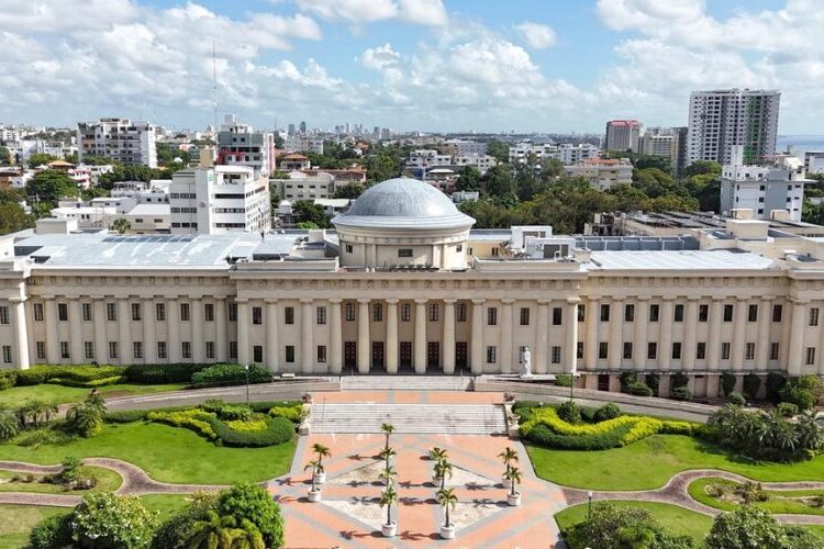 Bellas Artes cumple 85 años en el corazón de la cultura dominicana