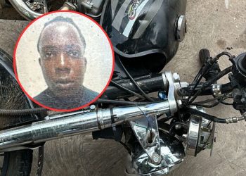 Haitiano a bordo de motocicleta muere tras accidentarse en Bayaguana