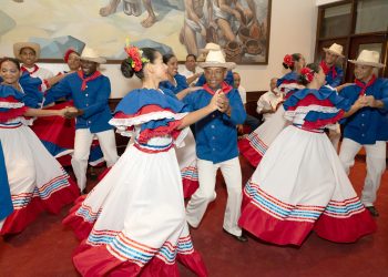 Talento como único requisito: La danza dominicana rompe barreras sociales