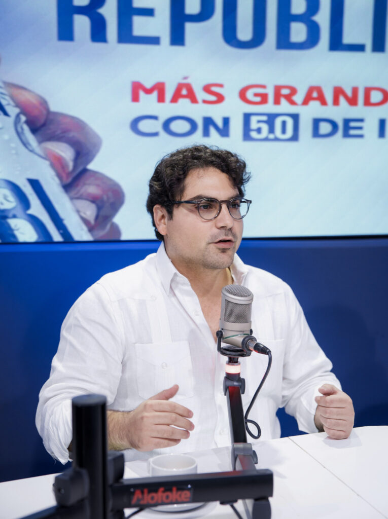 Director de RD Vial anuncia programa de carreteras limpias en todo el país | 2 | Director de RD Vial anuncia programa de carreteras limpias en todo el país - Noticias de hoy en República Dominicana | De Último Minuto