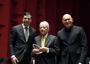Ministerio de Cultura rinde homenaje a padres dominicanos con méritos artísticos