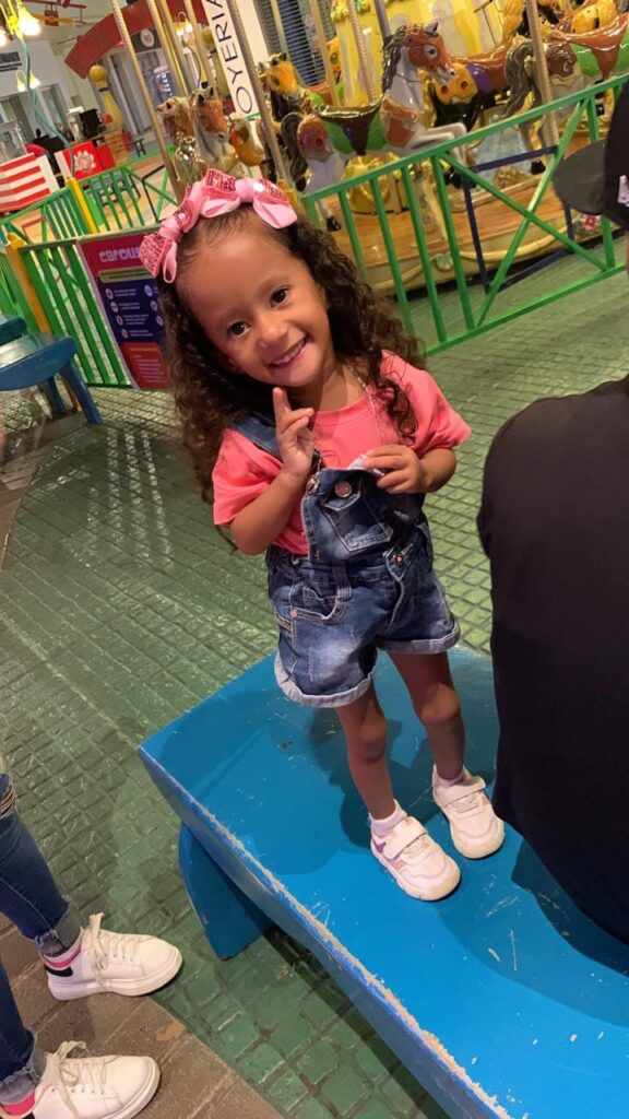 Germayoli Feliz: la niña de cinco años con cuerpo de un año y huesos de tres - Noticias de hoy en República Dominicana | De Último Minuto