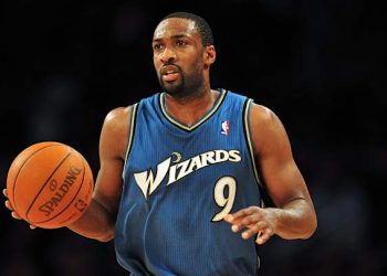 Arrestan a Gilbert Arenas, exNBA, por organizar partidas ilegales de póker en su mansión