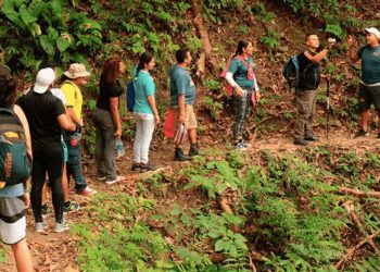 Empresas del sector turismo rechazan huelga de guías turísticos convocada para este martes