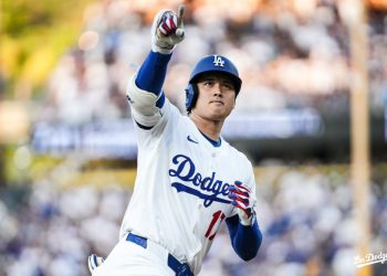 Ohtani permite su primer HR del 2025 y responde con uno propio en triunfo de los Dodgers