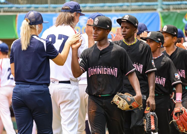 RD inicia con victoria su camino en el Mundial Sub-12
