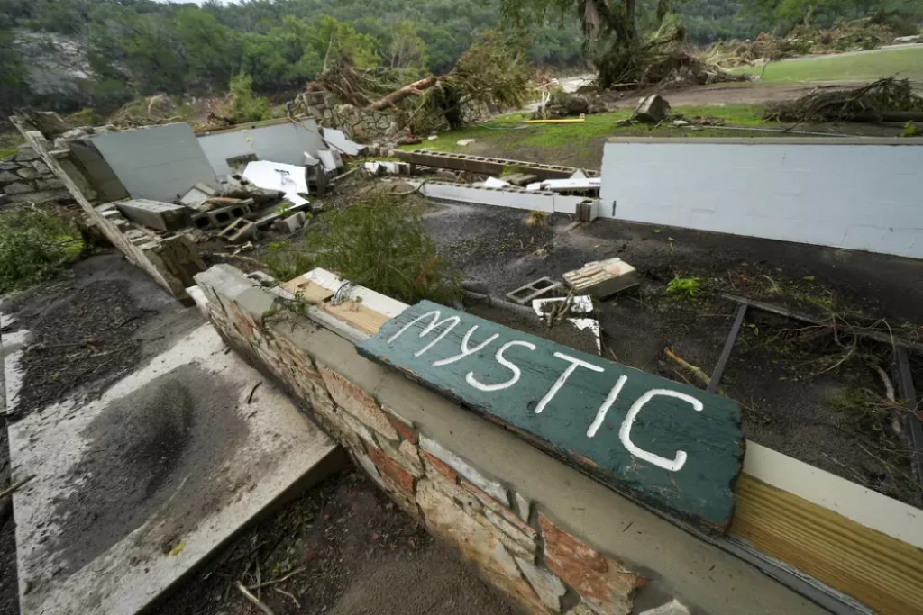 Inundaciones de Texas convirtieron el Campamento Mystic de niñas en una pesadilla | 2 | Inundaciones de Texas convirtieron el Campamento Mystic de niñas en una pesadilla - Noticias de hoy en República Dominicana | De Último Minuto