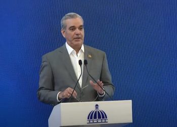 Más de dos millones de dominicanos han salido de la pobreza monetaria, afirma Abinader 