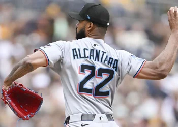 Sandy Alcántara brilla como en sus días de Cy Young en posible última apertura en Miami