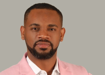 Exigen renuncia inmediata de funcionarios aspirantes a la presidencia por uso abusivo de recursos del Estado