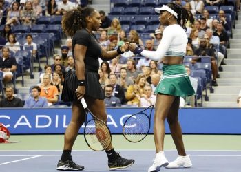 Venus Williams dice que lo único que mejoraría su regreso sería hacerlo junto a su hermana Serena