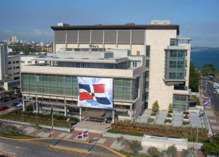 Suprema Corte aprueba uso de firma digital para notarios