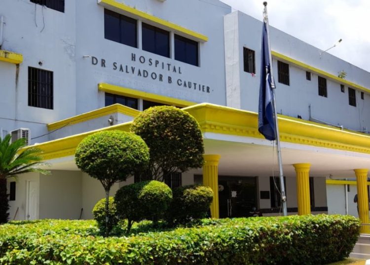 Denuncian estado de insalubridad del Hospital Salvador B. Gautier