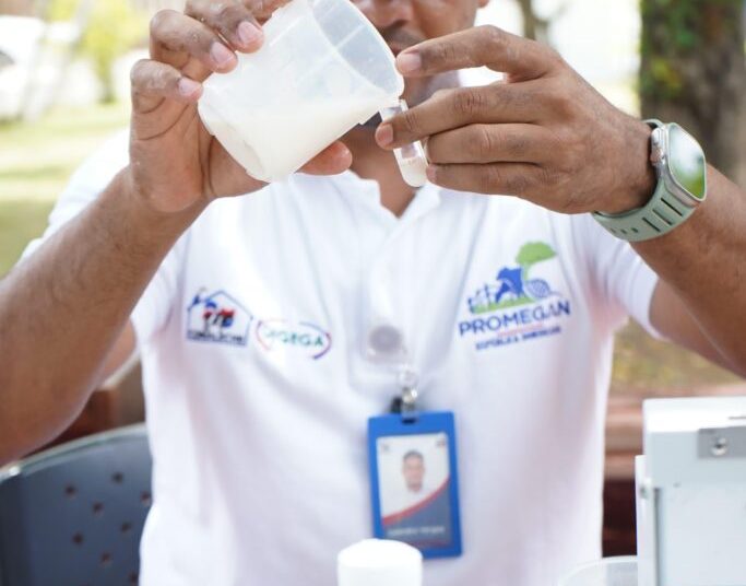 CONALECHE reafirma su compromiso con la calidad de la leche mediante monitoreos continuos