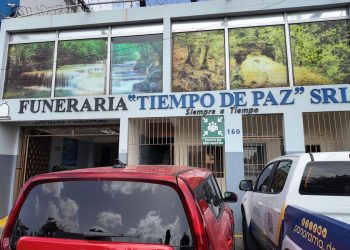 Velan restos de madre e hija asesinadas por capitán del Ejército