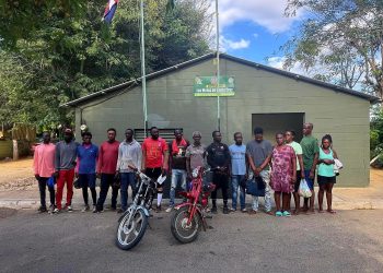 Ejército detiene grupo de 15 nacionales haitianos en Las Matas de Santa Cruz
