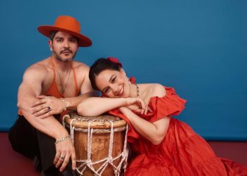 MABI lanza su álbum debut Aquí Ahora, un viaje sonoro de identidad, liberación y raíces tropicales