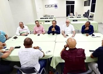 Federaciones deportivas respaldan gestión de Kelvin Cruz en MIDEREC