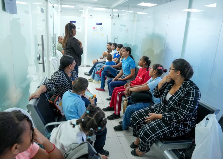 INABIE no vacaciona, atiende a estudiantes en su sede durante período de receso académico