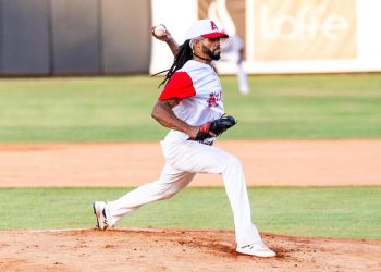 Atléticos blanquean a Granjeros en apertura Liga de Verano