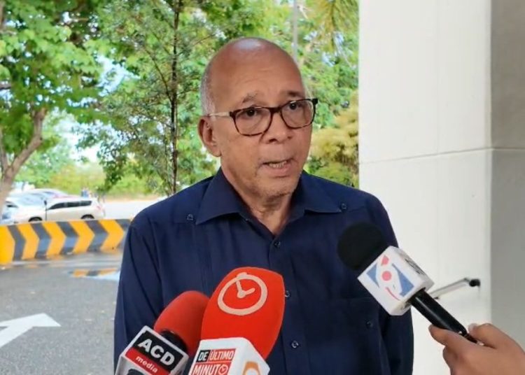 José Rafael Sosa destaca legado pionero de René Fortunato en el cine dominicano