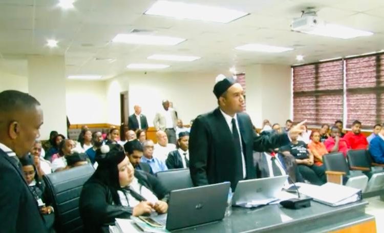 Abogado Enmanuel Acosta logra TSE rechace medida cautelar que buscaba anular elección de suplente regidor del DN