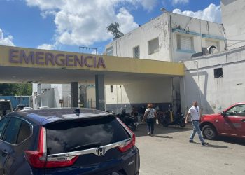 Dos de los heridos en accidente carretera Jamao al Norte reciben atención médica en hospital Cabral y Báez de Santiago