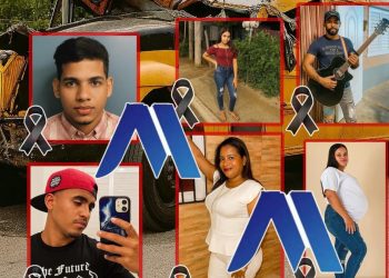 En medio del dolor, sepultan a las cinco víctimas del accidente en carretera Jamao al Norte