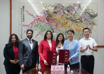 Fundación Dominico China y colegio técnico de Shandong firman acuerdo de cooperación