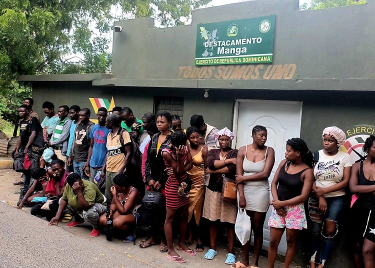 Ejército detiene a 33 ciudadanos haitianos indocumentados durante operativos en Montecristi