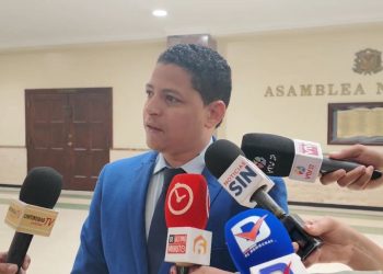 Diputado Luis Báez denuncia ola de robos y corrupción policial en Peravia