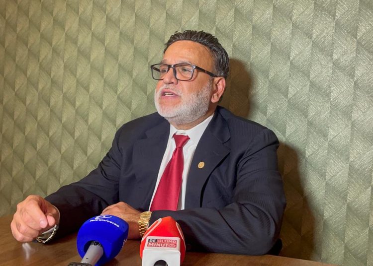 El 95 % de los negocios chinos en RD opera sin regulación formal, según empresarios