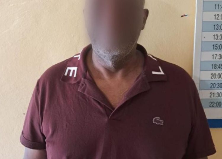 Apresan hondureño acusado de múltiples estafas contra entidad bancaria en el DN y Santiago