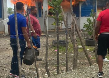 Incendio vuelve a consumir vivienda en Las Huasas, Villa Tapia