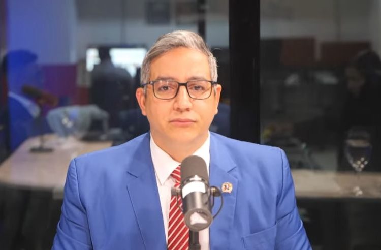 Rodolfo llama al PRM a detener ataques internos y “lavar su ropa sucia en casa”