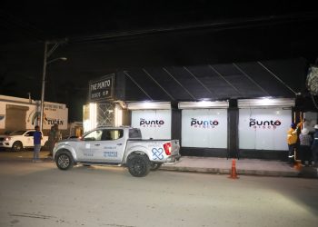 Pgase y Edeeste desmantelan conexión eléctrica ilegal en centro de diversión en Brisas del Este