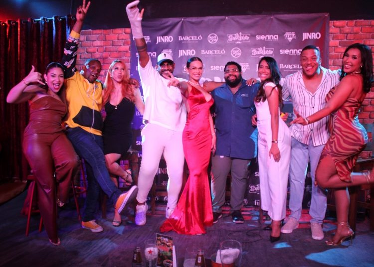 ¡Noche de éxito inolvidable para Cooltura Radio en su primer show en vivo!