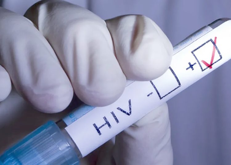 Niños con VIH luchan por un futuro lleno de esperanza en República Dominicana