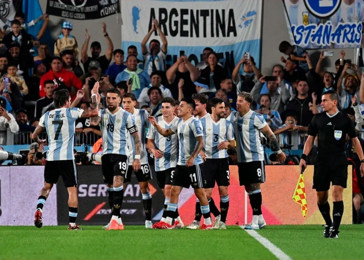 Argentina sigue liderando el ránking FIFA; España y Francia se acercan
