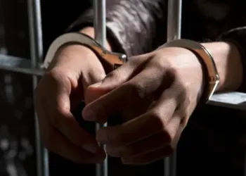 Condenan a 10 años de prisión a hombre que atracó a dos personas en Santo Domingo Este