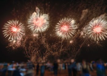 Macy’s encenderá el cielo de Nueva York con 80,000 fuegos artificiales este 4 de julio
