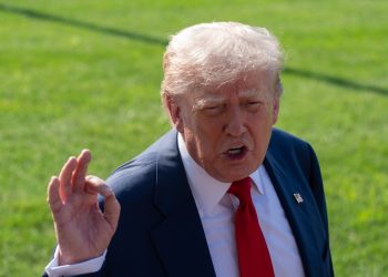 Trump acusa a Hamás de no querer un acuerdo y dice que habrá que «darles caza»