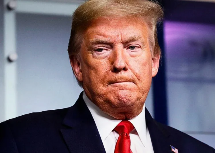 Trump señala que Epstein le «robó» algunas de las empleadas de su spa en Mar-a-Lago