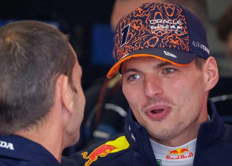Max Verstappen despeja rumores y confirma su permanencia en Red Bull para 2026