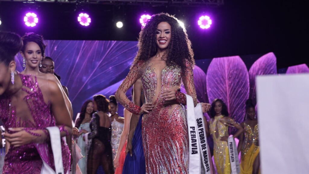 Beldades derrocharon glamour y elegancia en la competencia preliminar del Miss RD 2025 - Noticias de hoy en República Dominicana | De Último Minuto