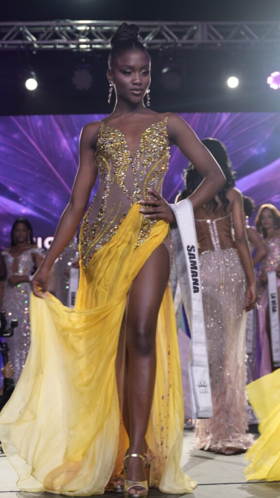 Beldades derrocharon glamour y elegancia en la competencia preliminar del Miss RD 2025 - Noticias de hoy en República Dominicana | De Último Minuto