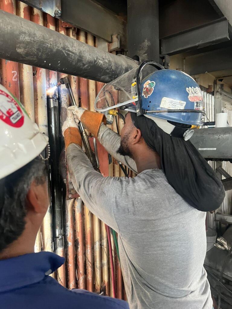 EGEPC trabaja para restablecer operación de Punta Catalina tras desperfecto en tubería